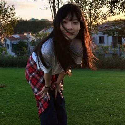 街头小吃摊